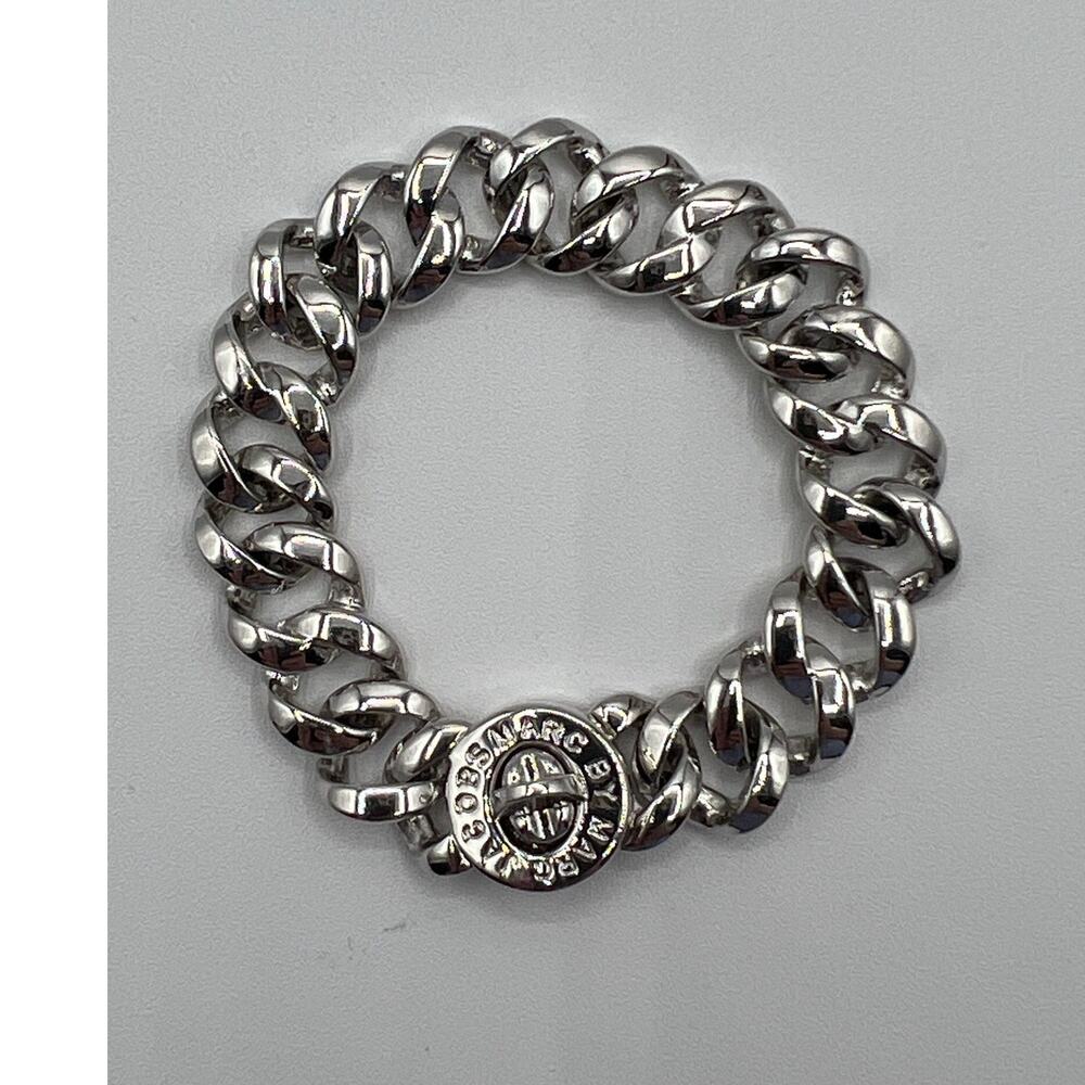 MARC JACOBS Katie Turnlock Bracelet Chunky Curb Chain Engraved Silver Tone 7"